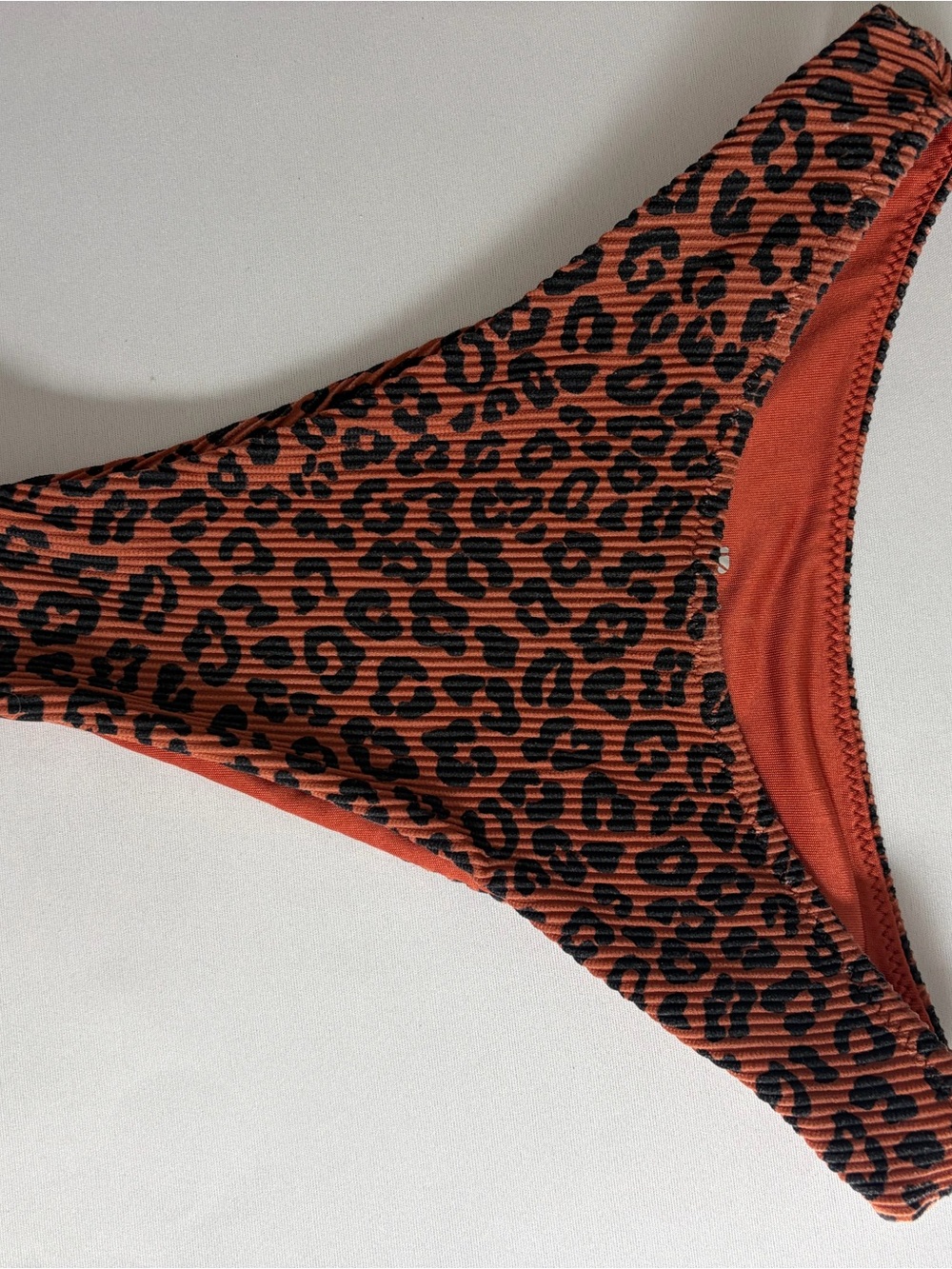 Buffbunny Rust Leopard Ribbed Bikini Set - Picture 5 of 8